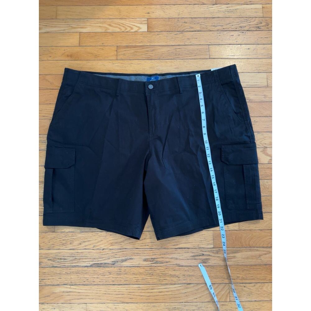 George Mens Cargo Shorts Size 54 Black Utility Comfort Waist 10” Inseam NWT - Picture 3 of 5